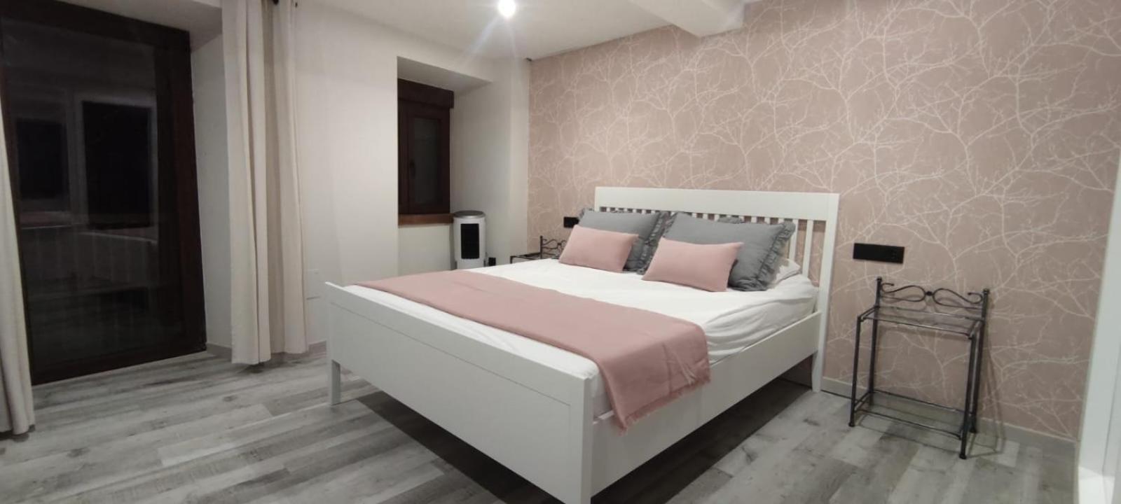 La Casita De Sofia Apartment Монфорте де Лемос Екстериор снимка
